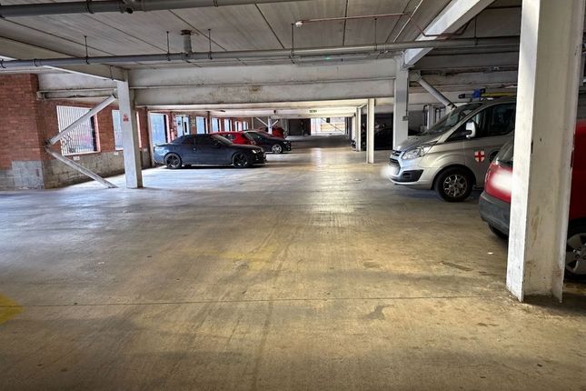 Apt 406, St. Georges Mill, Leicester photo 4