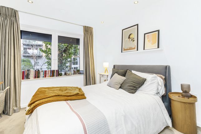 Flat for sale in The Saddler Building, Wharf Road, London