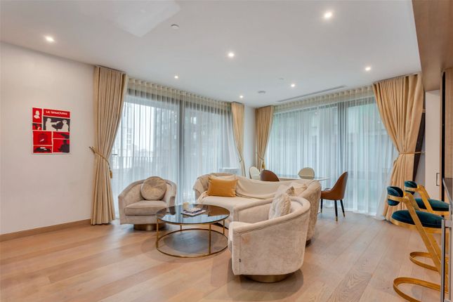 Flat for sale in Legacy Building, Viaduct Gardens, London