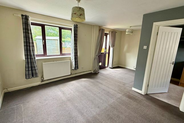 11, Avon Close, South Brent photo 2