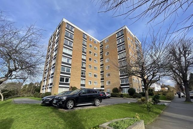 Flat to rent in Anglers Reach, Grove Road, Surbiton