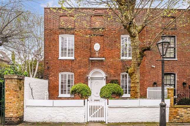 Thumbnail Semi-detached house for sale in Glebe Place, London