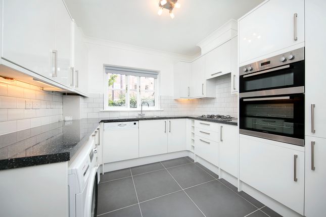 Shared accommodation to rent in Evesham Court, 67 Queens Road, Richmond