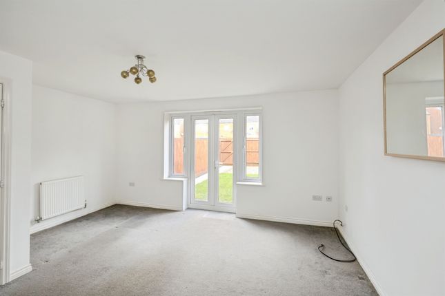 22, Rhodfa Delme, LLANELLI photo 4