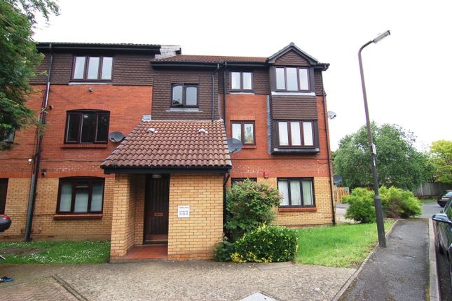 Thumbnail Flat to rent in Kipling Drive, Wimbledon, London