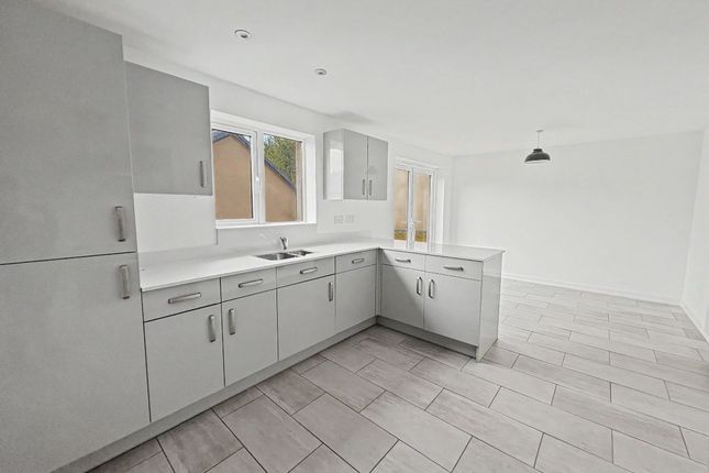 18 Old Well Road, Okehampton photo 2