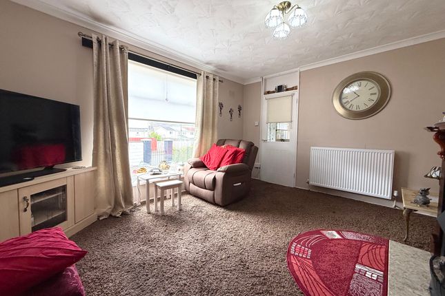 85 Maescynon, Aberdare photo 4