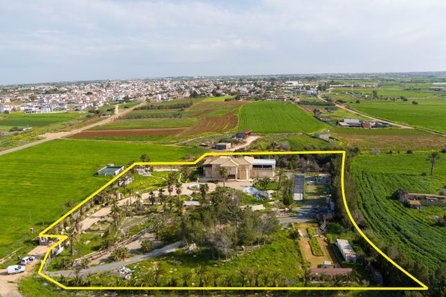 Villa for sale in Liopetri, Famagusta, Cyprus