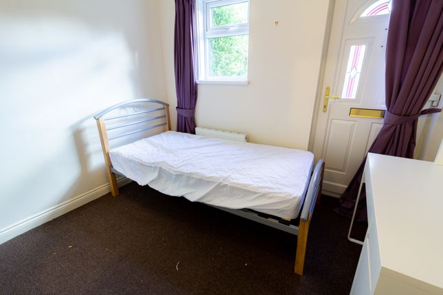 Room to rent in Wavell Way, Winchester