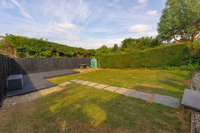 36 Summerfield Lane, Caerphilly photo 4