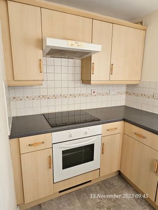 64, Moathouse Way, Conisbrough photo 4