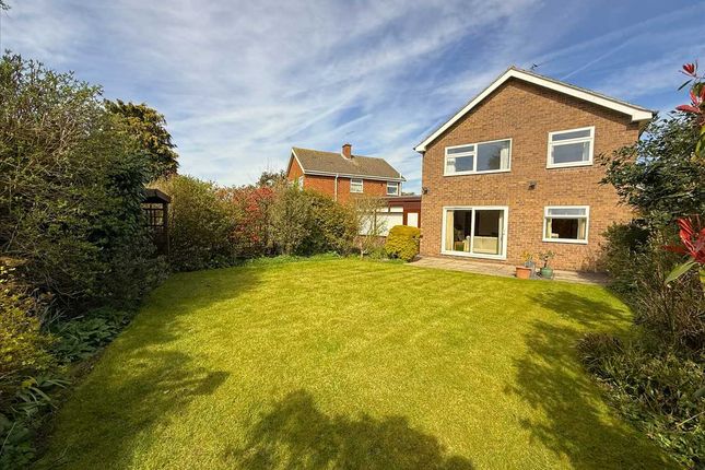 15, Stella Avenue, Nottingham photo 2