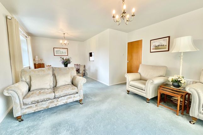 5 Meadow View, Stone photo 2