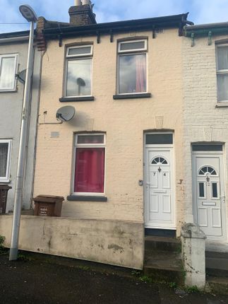 Terraced house to rent in Connaught Road, Chatham