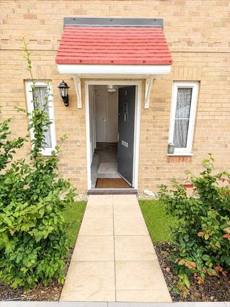 Cornfield Drive, Gravesend photo 4