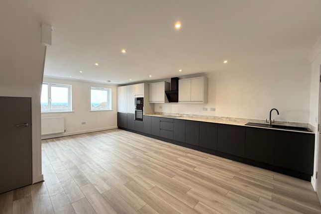 2 Spa Court, Edith Walk, Great Malvern photo 2