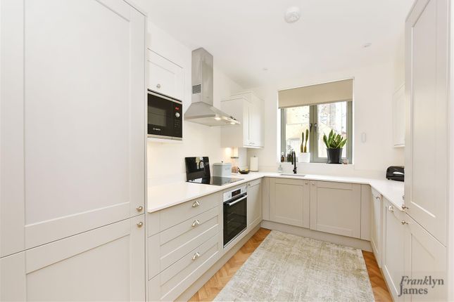1, Krupa Mews, Limehouse photo 3