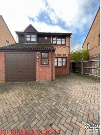 Thumbnail Detached house to rent in Maypole Road, Gravesend, Kent