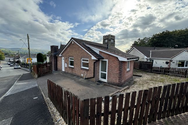 Bungalow to rent in Y Gorsedd, Ammanford