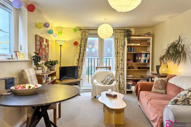 10, Dunstone Heights, Sheffield photo 4