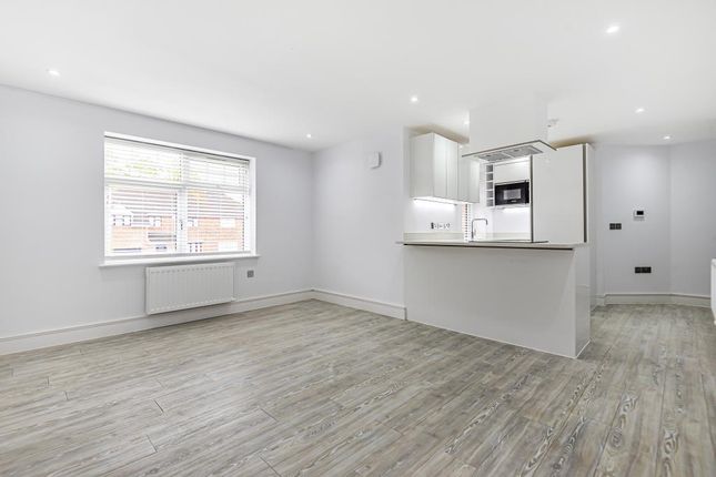 Thumbnail Flat for sale in Reading, Berkshire