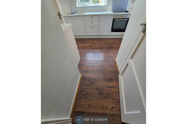 Acton Drive, North Shields photo 4