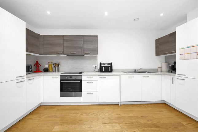 Flat 19, 892, High Road, Finchley photo 2