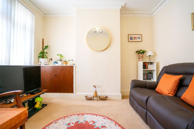 Thumbnail Terraced house for sale in Avenue Road Extension, Clarendon Park, Leicester