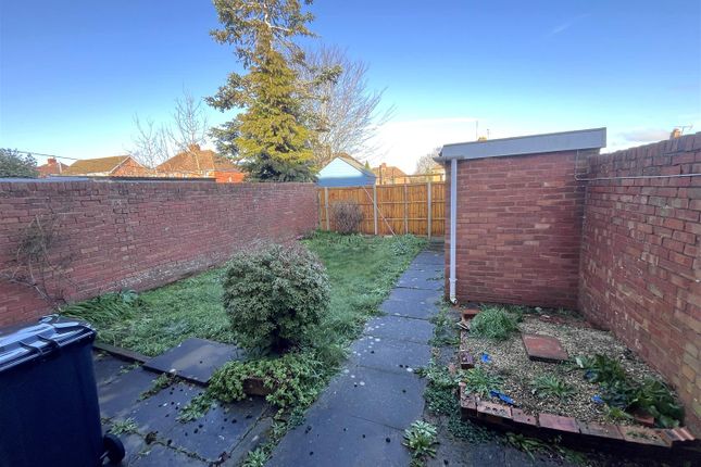 9, Knights Way, Newent photo 2