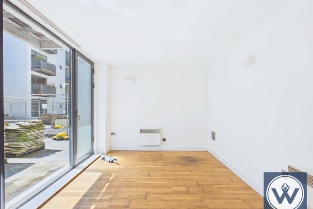 Apartment 25 Advent House, 2 Isaac Way, Manchester photo 2