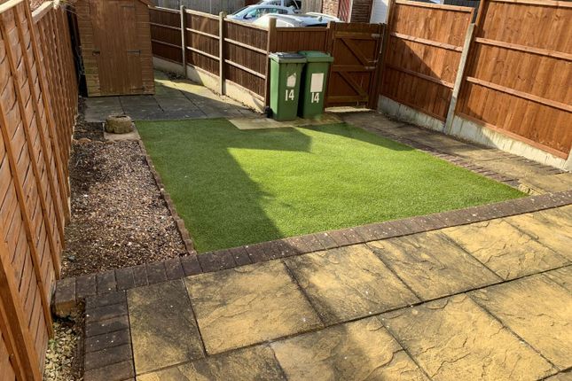Oak Crescent, Leicester photo 3