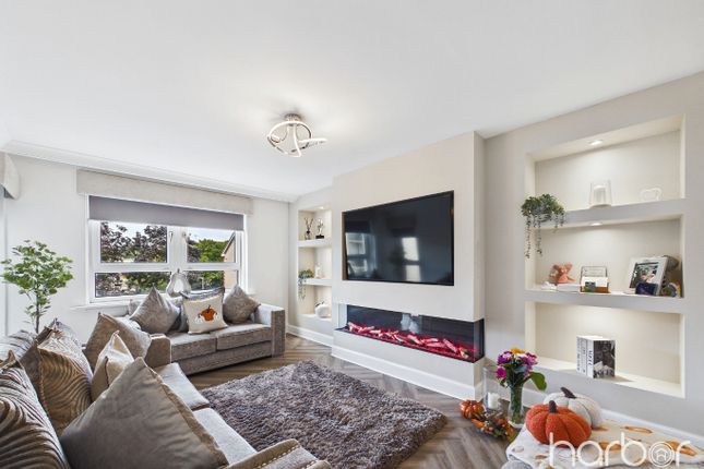 2/1 16 Armadale Path, Dennistoun, City of Glasgow photo 2