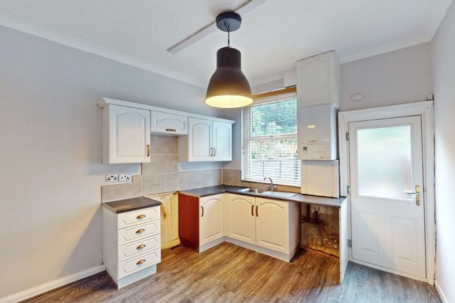 62 Heaton Road, Bolton photo 4