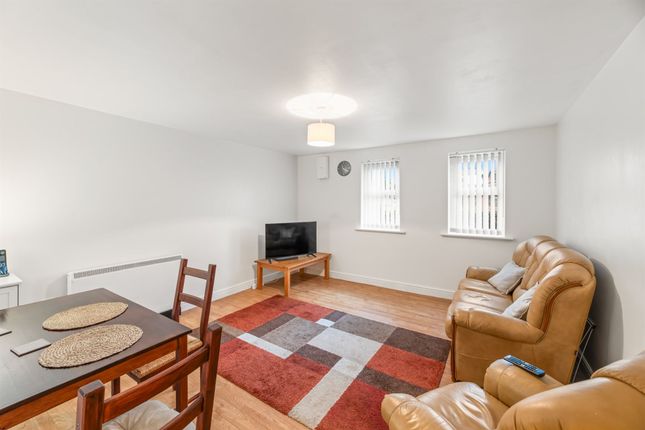 11 Bridgewater Close, Frodsham photo 2