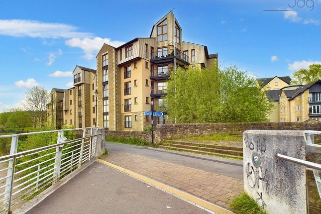 Flat for sale in Waterside, Lancaster