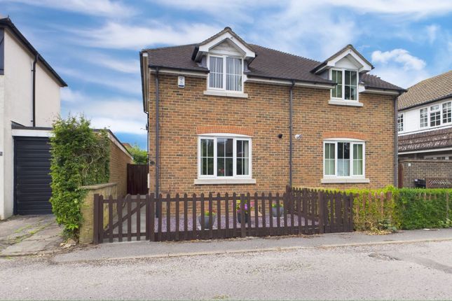 2-bed semi-detached on 1a Ottways Avenue, Ashtead, £499,000