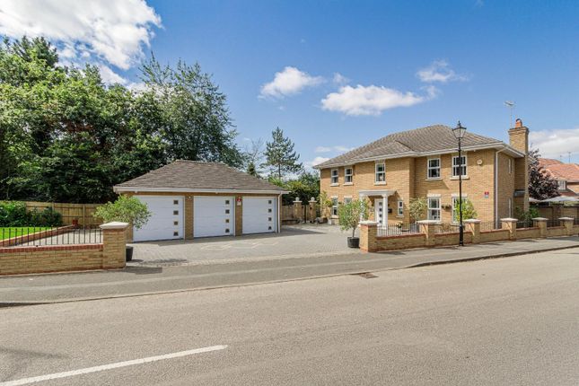 1 Turnberry Lane [Highres] 003.Jpg
