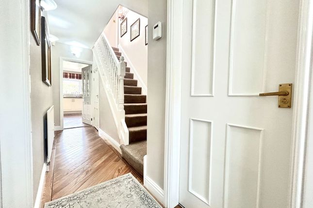 2a, Wrens Avenue, Tipton photo 2