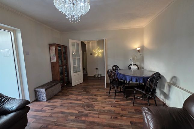 30, Mill Burn Way, Birmingham photo 4