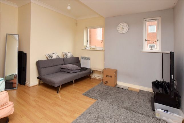 Flat for sale in Lucida Court, 534-536 Whippendell Road, Watford, Hertfordshire