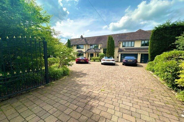 Thumbnail Detached house to rent in Bow Green Road, Altrincham