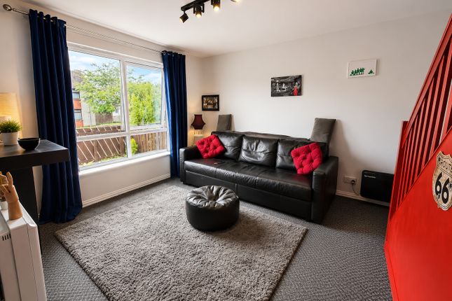 3, Warren Grove, Lisburn photo 2