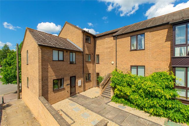 Thumbnail Flat for sale in Honey Hill Mews, Cambridge