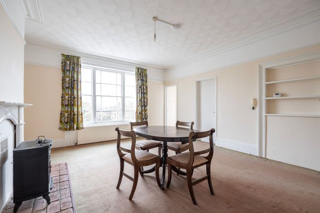 Flat 7 Wedgewood Court, North Parade, Wedgewood Court North Parade, Lowestoft photo 3