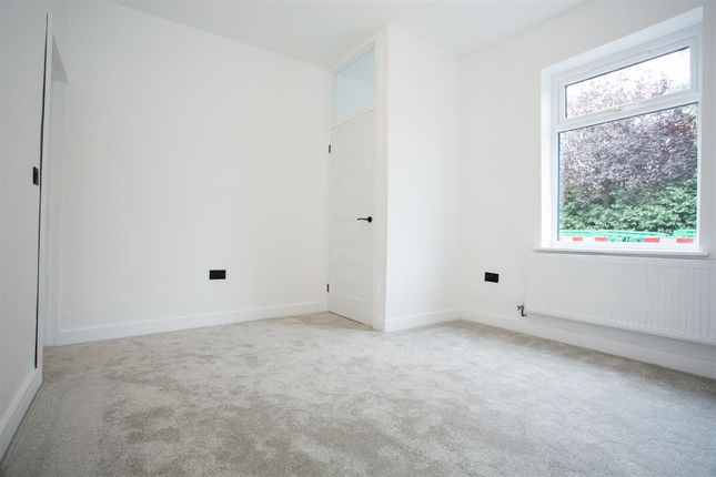330, Thelwall Lane, Warrington photo 5