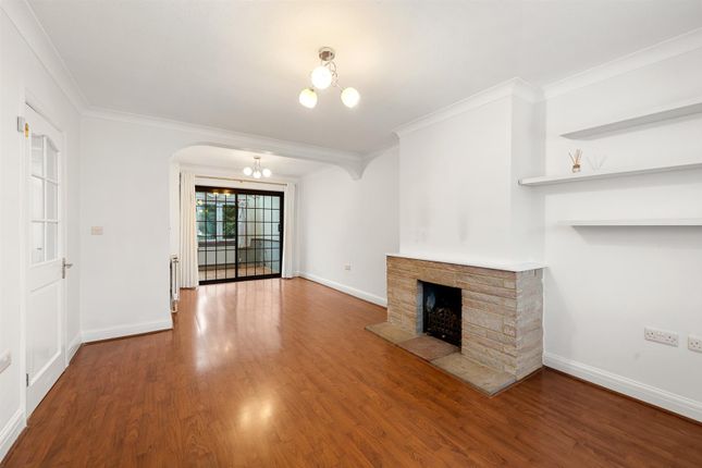 70, Glenesk Road, London photo 3