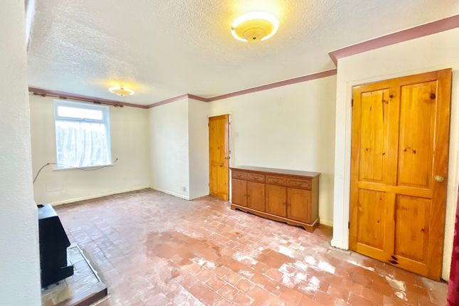15 Whitfield Avenue, Newcastle photo 2