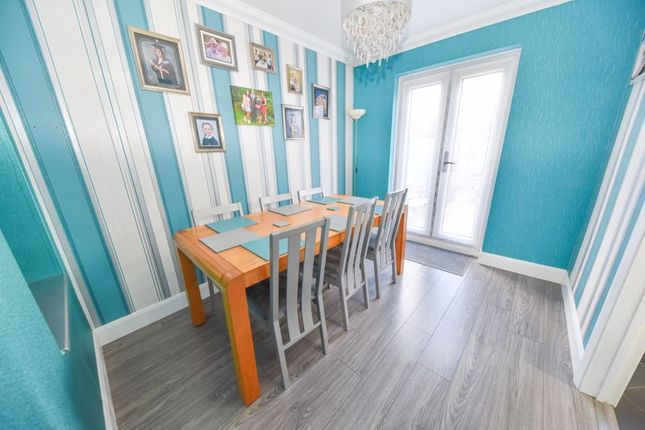 10, Aintree Drive, Waterlooville photo 3