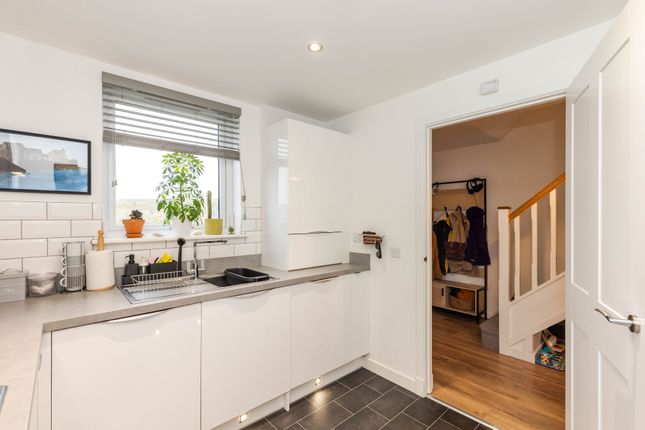 Terraced house for sale in 64 Greenwell Wynd, Edinburgh