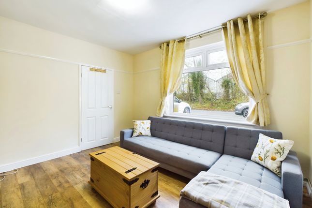 106, Chapel Street, Wigan photo 3